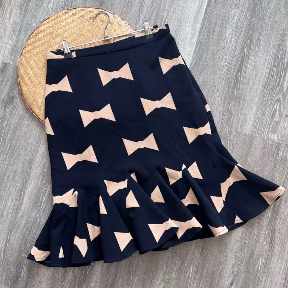 ⚜️ Eva franco Anthropologie Bow Print Skirt ⚜️